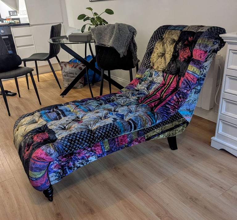 image for Chaise lounge 