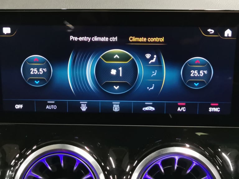 2022 Mercedes-Benz EQA EQA 300 66.5kWh AMG Line (Premium) SUV 5dr Electric Auto 4MATIC (228 ps) -...