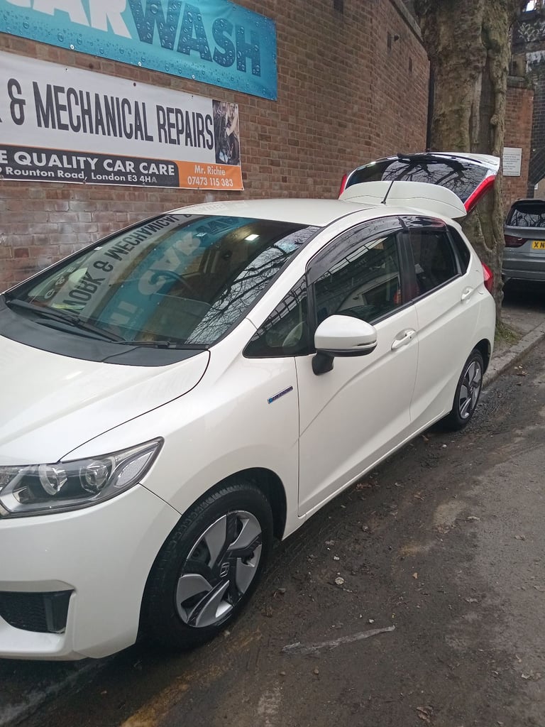 2014 Honda Jazz 1.5 Hybrid Electric Auto Euro 5 5dr Hatchback - Excellent Condition, 70k miles