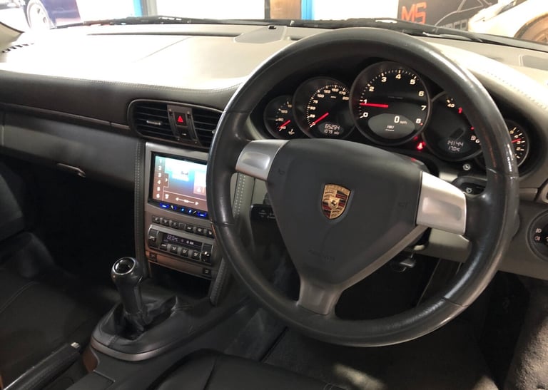 2005 Porsche 911 997 Carrera 2 Manual Coupe COUPE Petrol Manual
