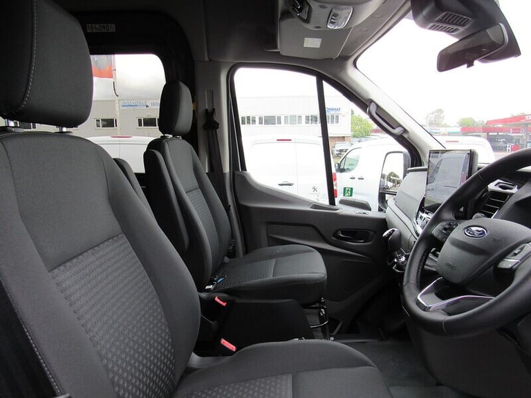 2024 Ford Transit 460 EcoBlue Limited 17 SEATER MINIBUS 165 BHP SAT NAV CAMERA H-SEATS HUGE S Min...