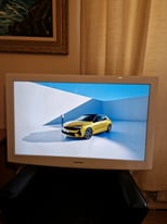 SAMSUNG LE40A455C1D White LCD 40 inch TV Resolution 1366x 768 pixels 