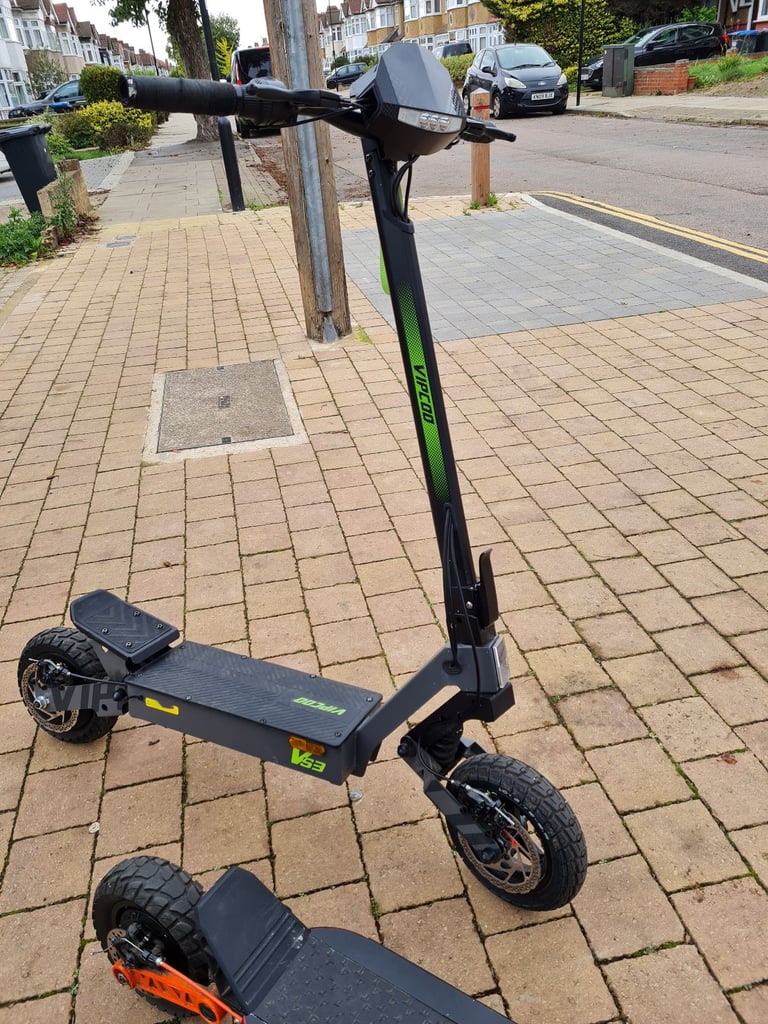 VIPCOO VS3 ELECTRIC SCOOTER FOR SALE 
