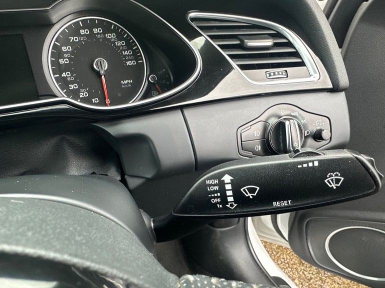 2014 Audi A4 2.0 TDI Black Edition Saloon 4dr Diesel Manual Euro 5 (s/s) (177 ps) Saloon Diesel M...