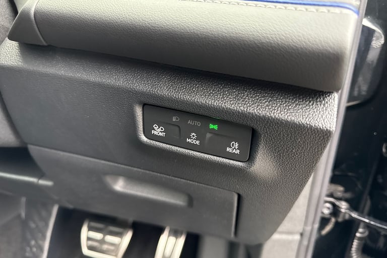 2025 Volkswagen Tiguan 1.5 TSI eHybrid 19.7kWh R-Line DSG Euro 6 (s/s) 5dr SUV Automatic