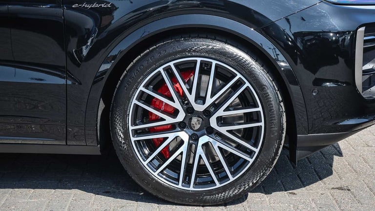 2025 Porsche Cayenne Estate Turbo E-Hybrid 5dr Tiptronic S Estate Plug-In Hy Automatic