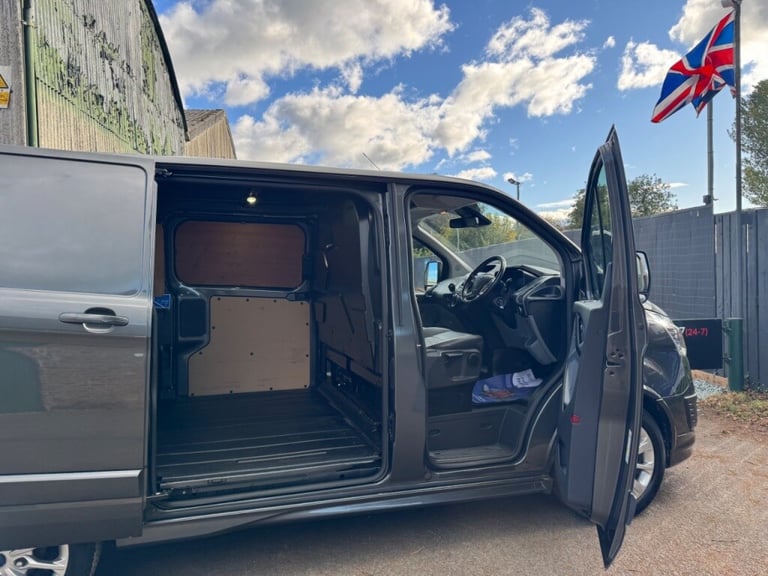  Ford Transit Custom 2.0 TDCi 170ps**SPORT VAN!**+HUGE Diesel