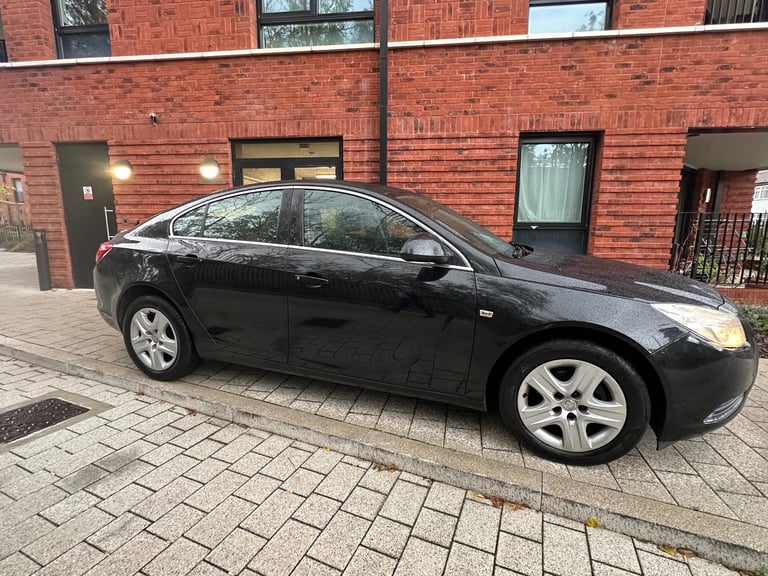 Vauxhall, INSIGNIA, Hatchback, 2010, Manual, 1796 (cc), 5 doors