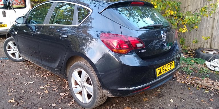 Vauxhall, ASTRA, Hatchback, 2012, Manual, 1.7 CDTi SRi , 5 doors