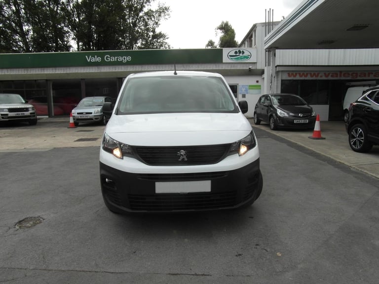 2021 Peugeot Partner 1.5 HDi  Pro  ( NO VAT ) Hdi SWB L1 Car Derived Van Diesel Manual