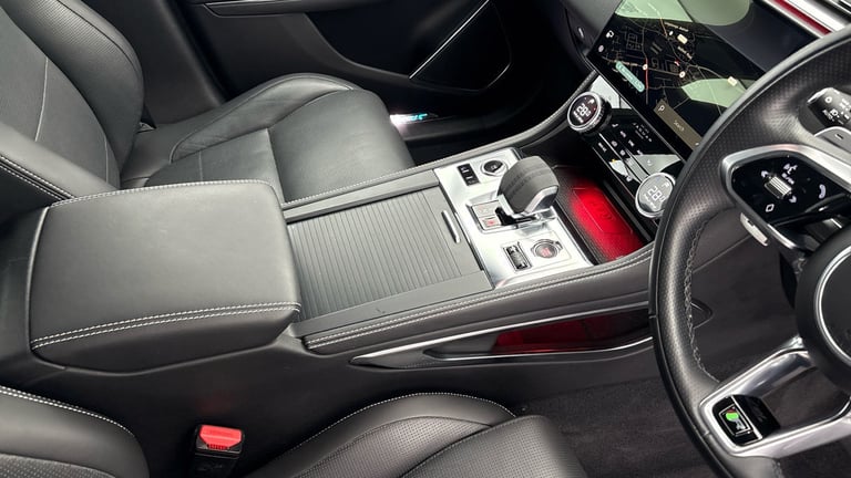 2023 Jaguar F-Pace 2.0 D200 MHEV R-Dynamic HSE SUV 5dr Diesel Auto AWD Euro 6 (s/s) (204 ps) SUV ...