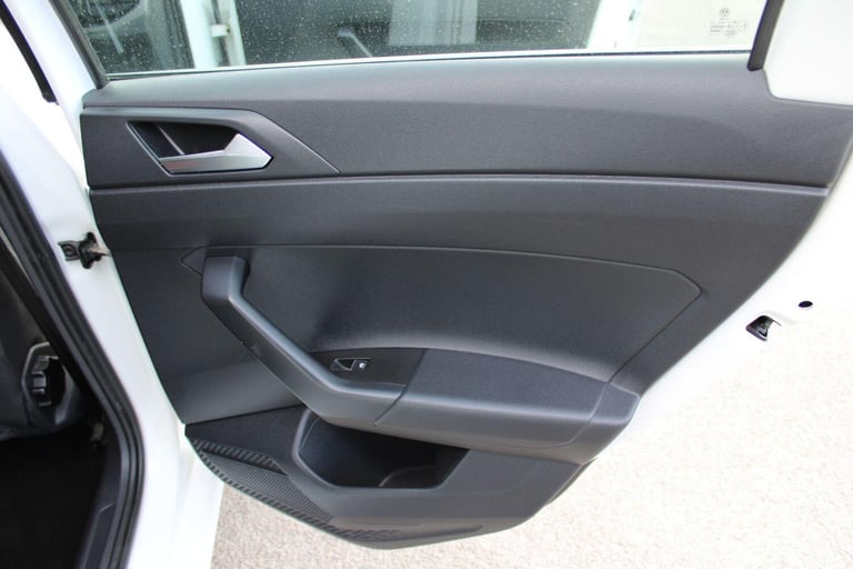 2018 Volkswagen Polo 1.0 TSI SE Euro 6 (s/s) 5dr HATCHBACK Petrol Manual