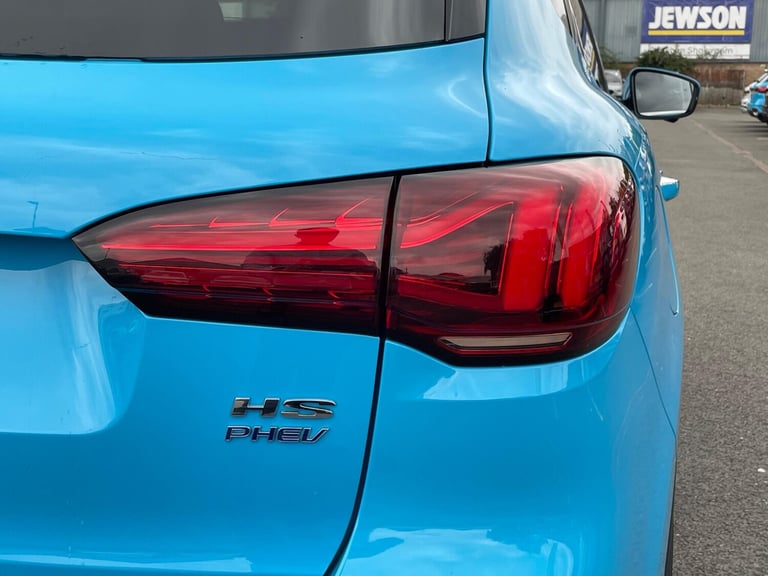 2023 MG MG HS 1.5 T-GDI 16.6kWh Trophy Auto Euro 6 (s/s) 5dr ESTATE Petrol/Electric Hybrid Automatic