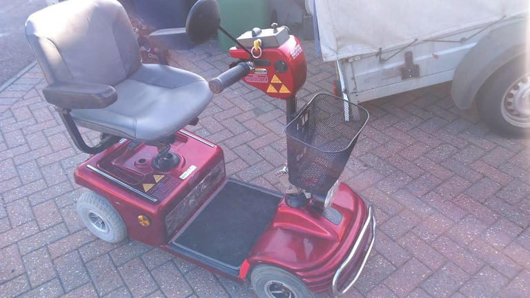 Shoprider deluxe mobility scooter. 