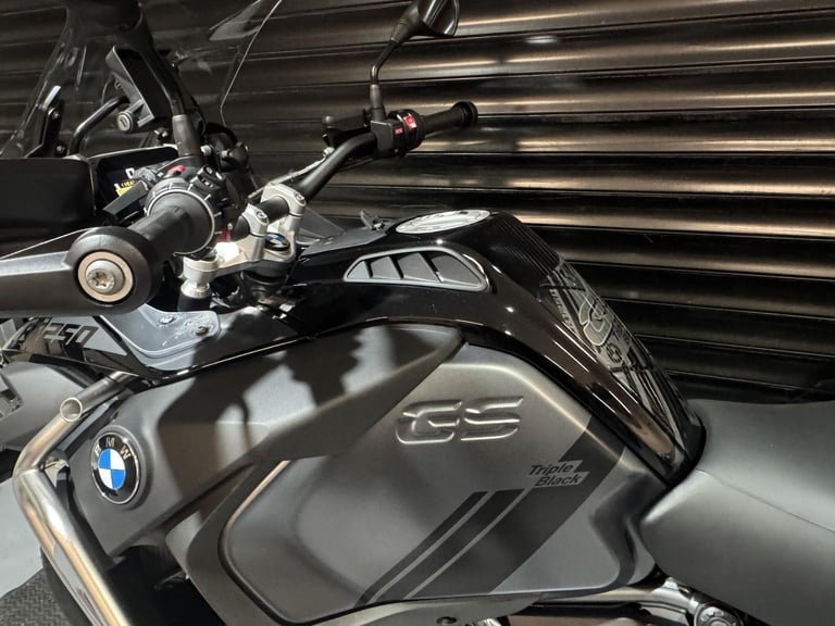2023 73 BMW R1250 GS ADVENTURE TE Triple Black Htd Seats  5203 Miles