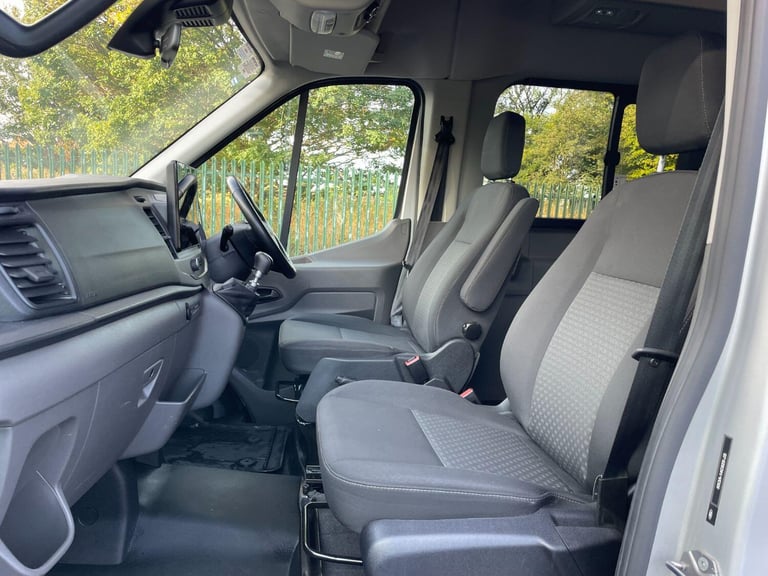 FORD TRANSIT 2.0 TDCI T460 TREND 17 SEAT MINIBUS EURO 6 AIR CON 2022