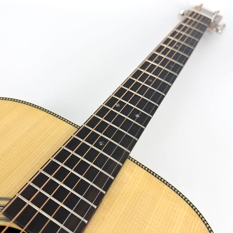 2025 Martin OM-28 - Natural - Trades