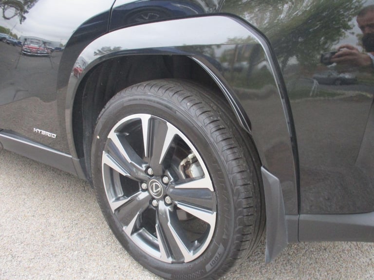 2022 Lexus UX 2.0 250h Takumi SUV 5dr Petrol Hybrid E-CVT Euro 6 (s/s) (184 ps) ESTATE Petrol/Ele...