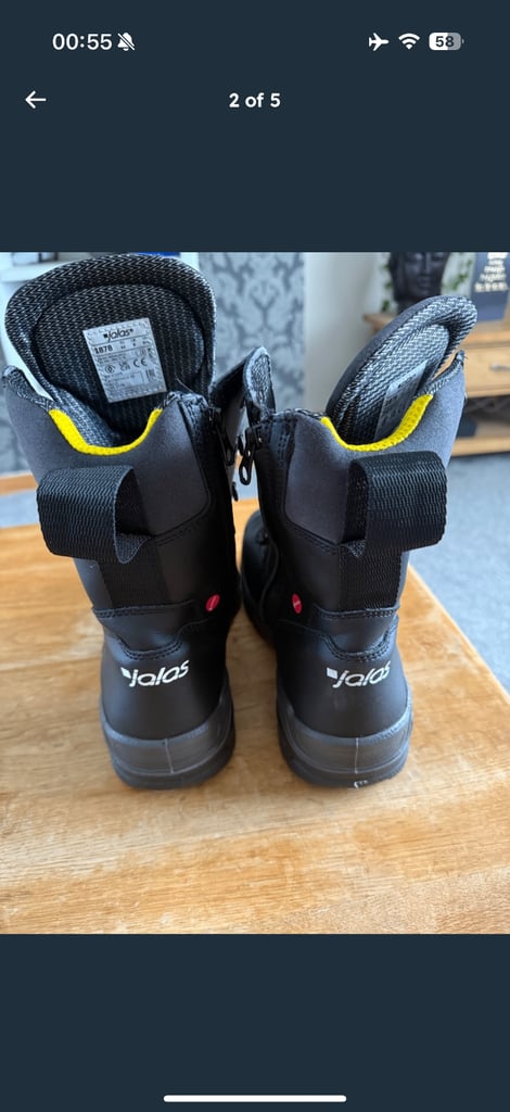 Safety boots, Norway offshore grade, PPE, uk 9