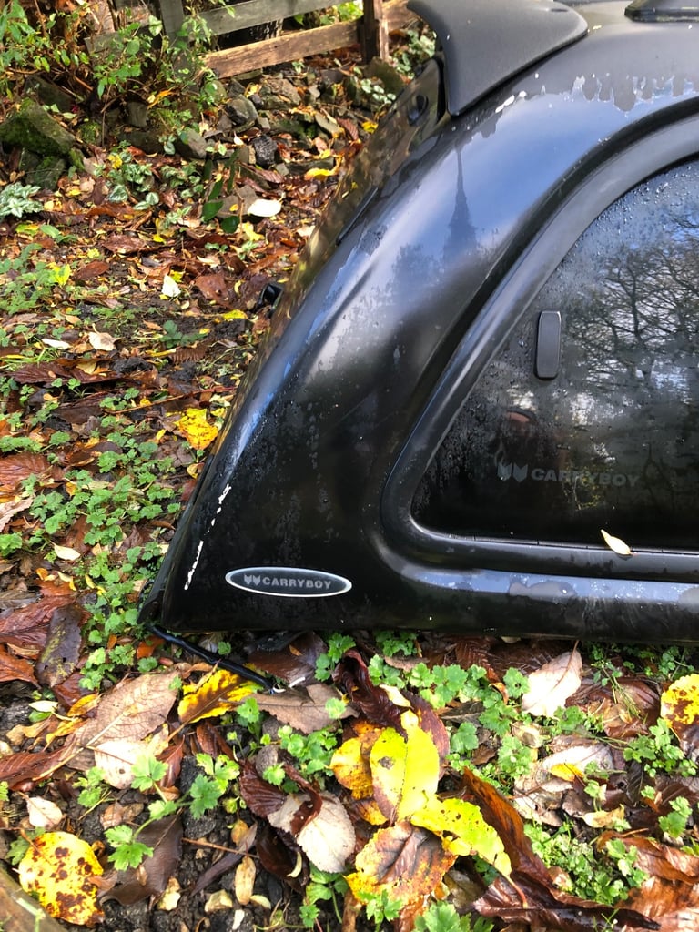 Mitsubishi l200 2006 canopy 