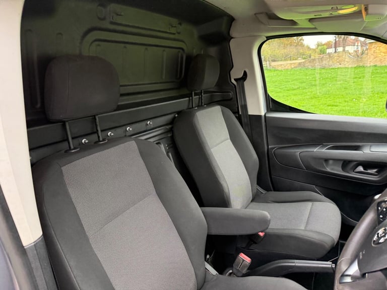 2019 Vauxhall Combo 1.5 Turbo D 2300 Sportive L2 H1 Euro 6 (s/s) 4dr PANEL VAN Diesel Manual