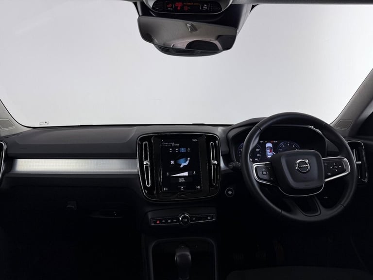 2020 Volvo XC40 1.5 T3 Momentum Euro 6 (s/s) 5dr ESTATE Petrol Manual