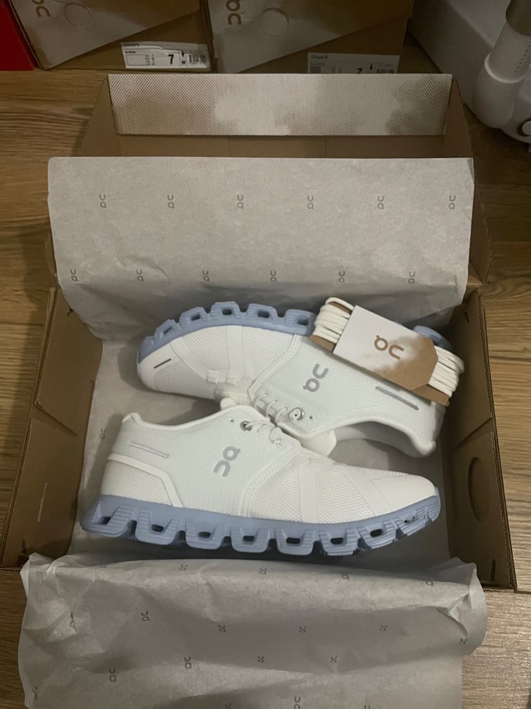 image for On cloud trainers 