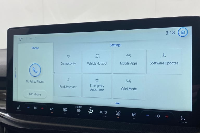 2025 Ford Focus 744494 Hatchback Petrol Manual