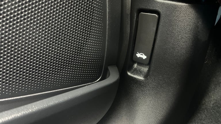 2024 Ford Puma 1.0 EcoBoost Hybrid mHEV Titanium 5dr Petrol Hatchback Hatchback Petrol Manual