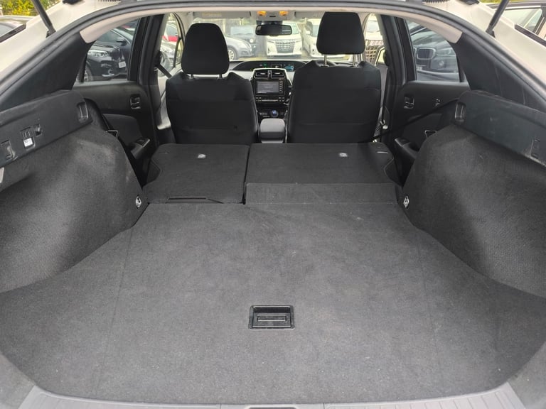2020 Toyota Prius 1.8 Hybrid Automatic 5dr 5 Seats ULEZ Free Hatchback Petrol/Electric Hybrid Aut...