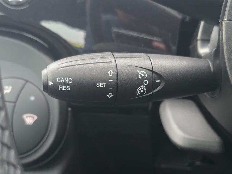 2024 Fiat 500 TOP Hatchback PETROL/MHEV Manual