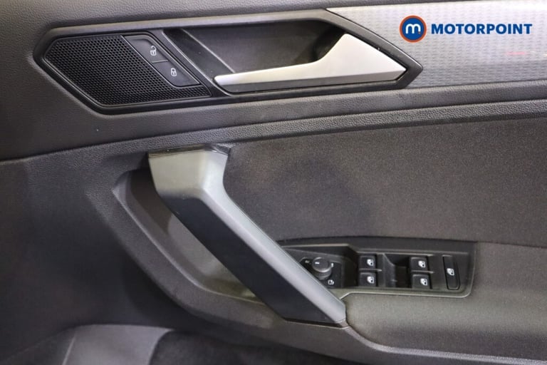 2021 Volkswagen Tiguan 1.5 TSI 150 Life 5dr SUV Petrol Manual