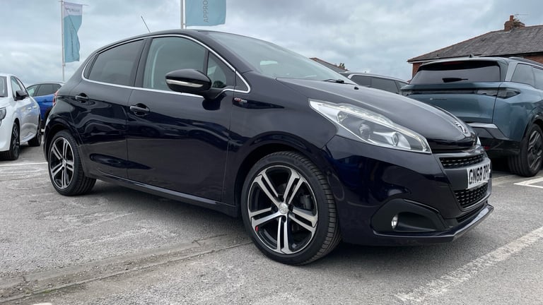 2018 Peugeot 208 1.2 PureTech GPF GT Line Hatchback 5dr Petrol EAT Euro 6 (s/s) (110 ps) Hatchbac...