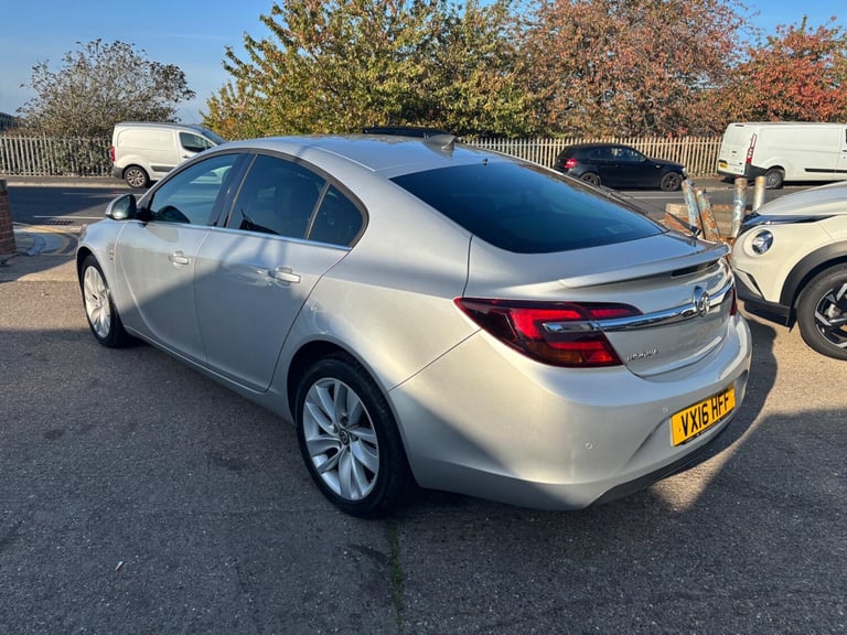 2016 Vauxhall Insignia 1.6 CDTi SRi Nav 5dr [Start Stop] HATCHBACK DIESEL Manual