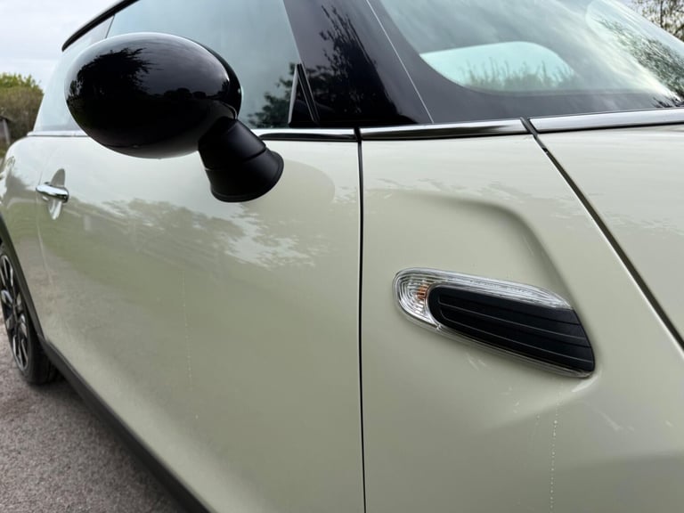 2019 MINI Hatch 1.5 Cooper Exclusive Euro 6 (s/s) 3dr HATCHBACK Petrol Manual