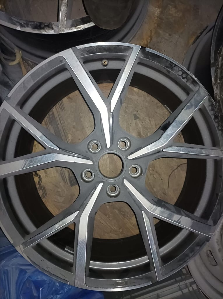 image for 19'' Vw Golf R Estoril Style Alloy Wheels Fit A3 Tt,mk3 Vw Golf MK5 MK6 MK7 Mk8