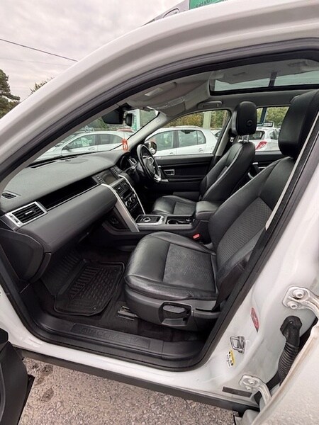 Land Rover Discovery Sport TD4 SE TECH WHAT A CAR 2 PREVIOUS OWNERS MAIN DEALER