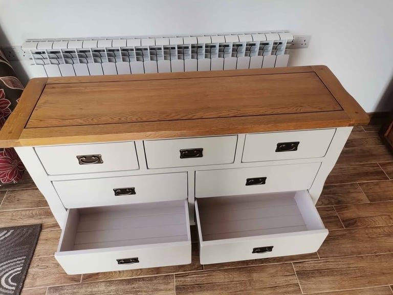 CAN DELIVER - OAK FURNITURE LAND CHEST OF DRAWERS IN VERY GOOD CONDITION