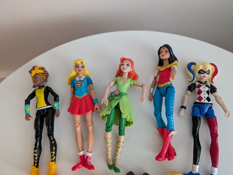 DC figures bundle £5
