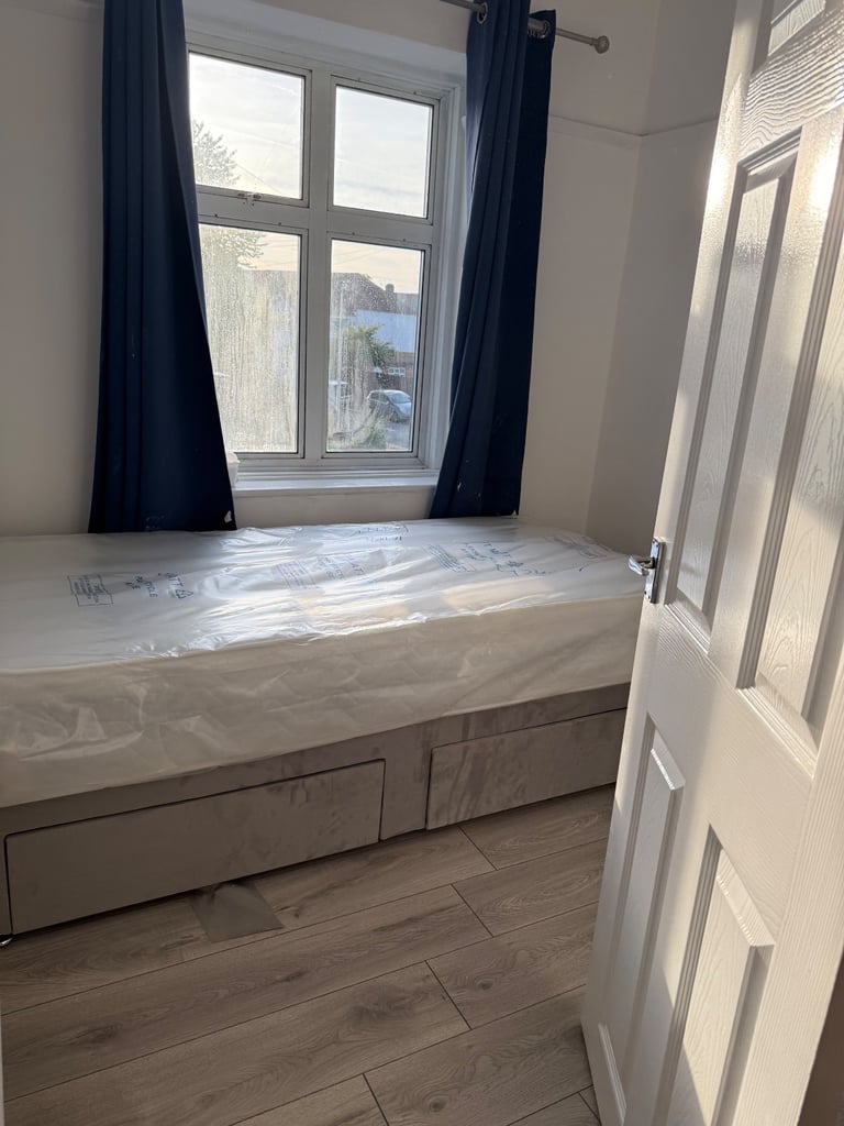 image for Box room to rent