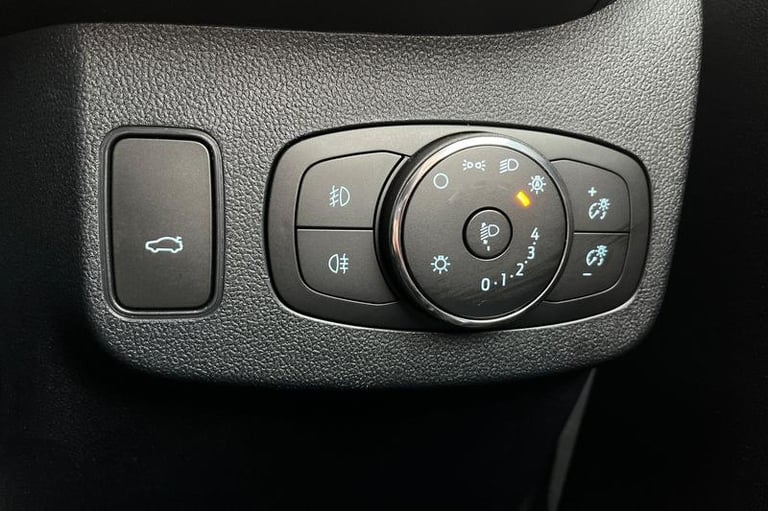 2023 Ford Puma 1.0 EcoBoost Hybrid mHEV Titanium 5dr HATCHBACK PETROL Manual