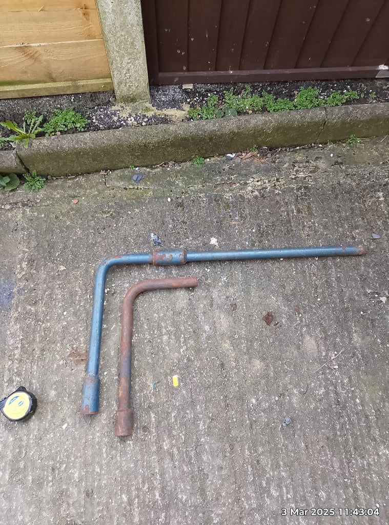 Transit MK1/2 wheel braces