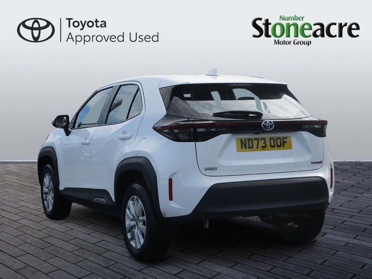 2023 Toyota Yaris Cross 1.5 VVT-h Icon SUV 5dr Petrol Hybrid E-CVT Euro 6 (s/s) (116 ps) HATCHBAC...