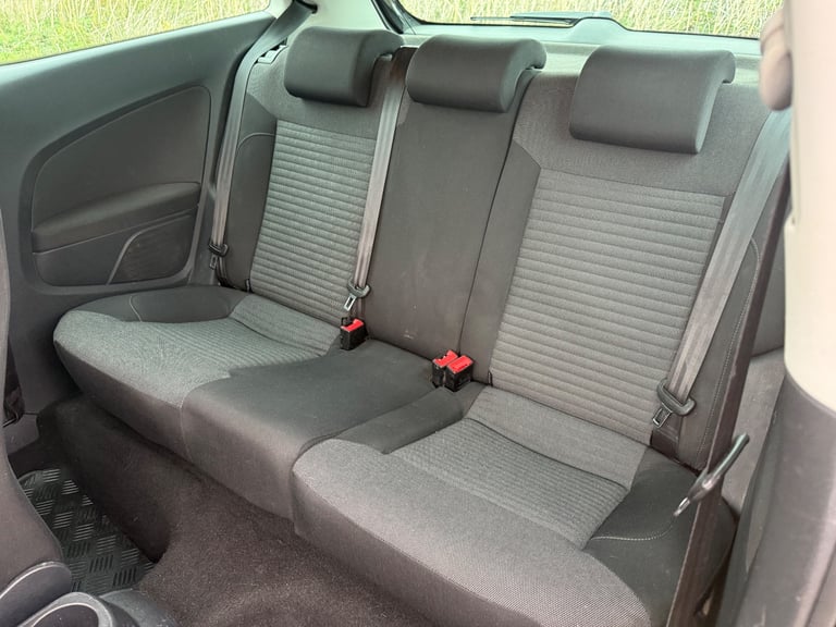 Volkswagen, POLO, Hatchback, 2011, Manual, 1390 (cc), 3 doors