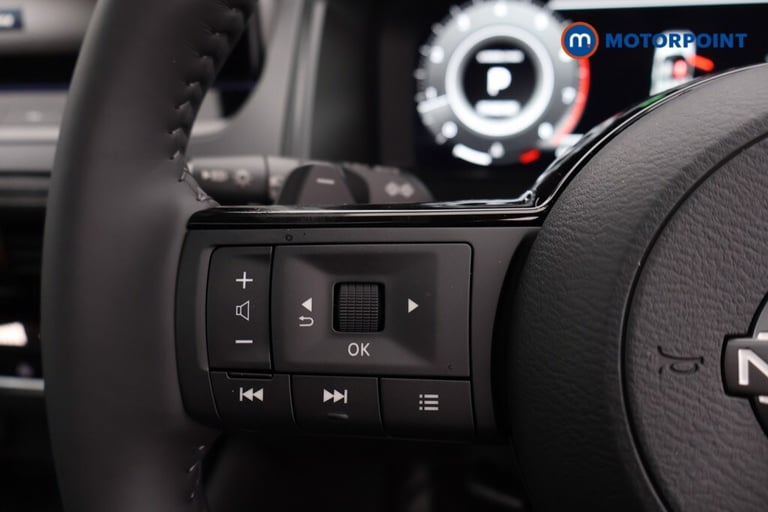 2025 Nissan Qashqai 1.3 DiG-T MH 158 N-Connecta [Glass Rf] 5dr Xtronic SUV Petrol Automatic