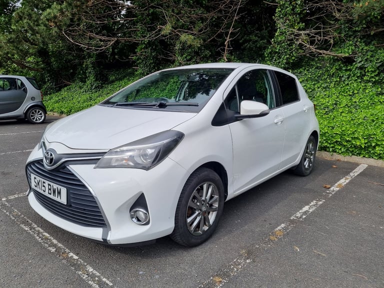 image for HPI CLEAR Toyota, YARIS, Hatchback, 2015, Manual, 1329 (cc), 5 doors