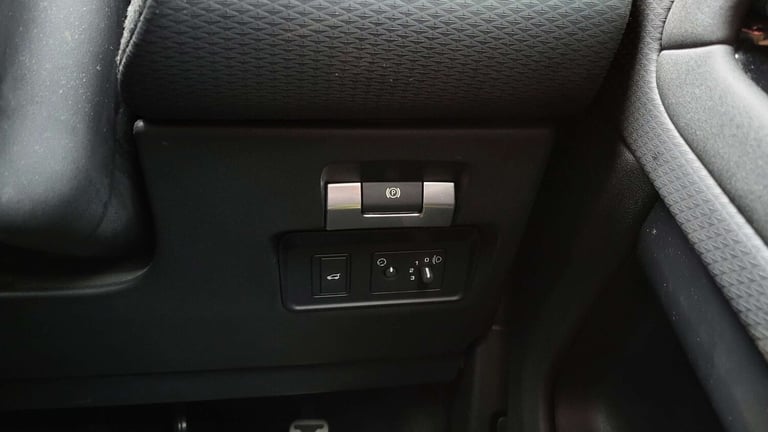 2021 Land Rover Range Rover Evoque 2.0 D200 R-Dynamic S 5dr Auto ESTATE DIESEL Automatic