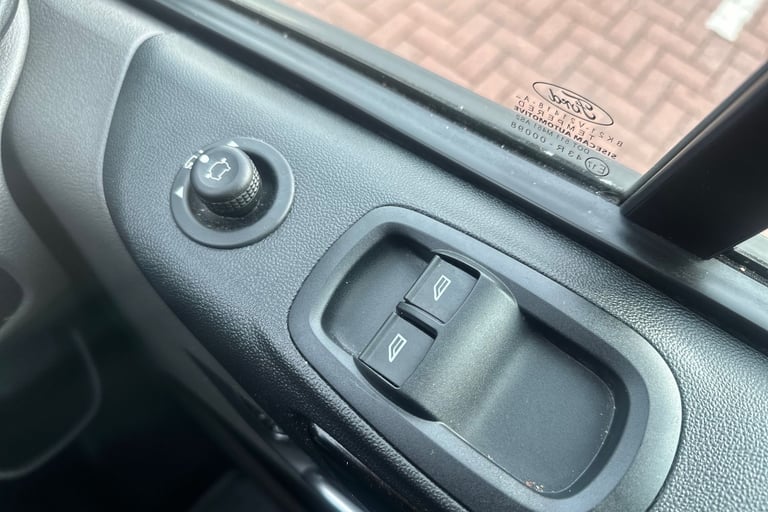  Ford Transit Custom 2.0 300 Ecoblue Limited Panel Van 5dr Diesel Auto L1 H1