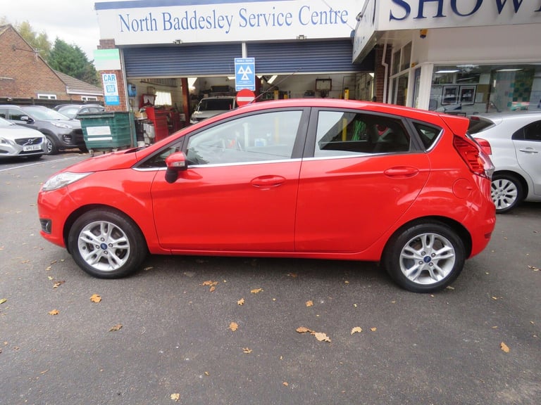 2016 Ford Fiesta 1.0T EcoBoost Zetec Euro 6 (s/s) 5dr HATCHBACK Petrol Manual
