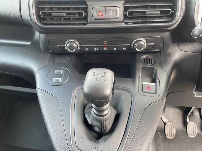  Vauxhall Combo 1.5 Turbo D 2300 Prime Panel Van 5dr Diesel Manual Swb Euro 6